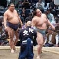 前頭琴勝峰、横綱豊昇龍に敗れて３敗目　２度目のＶ遠のき「気持ちがいきすぎたのかもしれない」