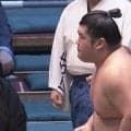 “復活を期す”力士の「長すぎるお辞儀」が話題 「心が洗われる」「感慨深い」