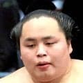 琴勝峰が４敗目で、優勝の可能性消滅　熱海富士に敗れ、昨年の名古屋場所の再現ならず