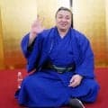 約束果たした霧島、娘からのキツイ助言を明かし苦笑い「心が痛かった」大相撲春場所制覇から一夜明け