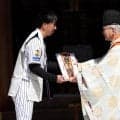 【阪神】藤川球児監督、選手らがリーグ連覇へ広田神社で必勝祈願　ファンは約850人