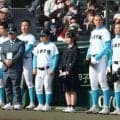 左手首骨折で欠場の山梨学院・菰田に大きく温かい拍手　無念の終戦も涙なし　欠場も先頭に立って仲間を鼓舞　伝令でマウンドへ