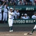 専大松戸　春夏合わせて初のベスト４進出　山梨学院との接戦を制す