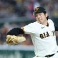 竹丸、「新生・巨人」の星に　新人の開幕投手が歴史的勝利を挙げた夜
