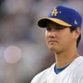 大谷翔平の“異変”に伸びた手　敵軍一塁手と珍しい交流、米爆笑「見てください」