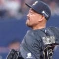 通算１０００奪三振達成のオリックス・平野が感謝つづる「これからも目の前のバッターを抑えることだけに集中」チームメートとの笑顔ショット