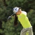 菅楓華が単独首位で決勝へ 女王・佐久間朱莉ら3人1打差