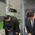 暴力問題で降格処分の伊勢ケ浜親方「真摯に受け止め」　厳重注意の伯乃富士「自分の行動を改めて」　師弟並んで謝罪