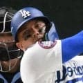 ドジャース　父を亡くしたばかりのロハス登場に本拠地ファンが温かい拍手　代打で内野安打にスタンディングオベーション　ＳＮＳも反応「お父さんもよろこんでるね」