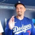 ドジャース２９０億円左腕スネルが笑顔「大きな一歩」左肩痛リハビリ初ライブＢＰ　エドマン、コールを打ち取る　回復順調なら復帰は５月末見込み