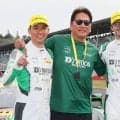 ＧＴ３００開幕戦　元メジャーリーガーの佐々木主浩総監督率いるＤステーション・ヴァンテージＧＴ３（藤井誠暢、チャーリー・ファグ組）がポールツーフィニッシュ
