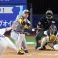 阪神・嶋村がプロ初安打　八回代打で右前打　伊勢のフォークに食らいつく