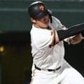 巨人　新星が次々と活躍！２０歳の石塚が右翼フェンス直撃の２点三塁打！プロ初打点をマーク　阿部監督の３番起用に応える