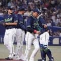 【ヤクルト】今季初のサヨナラ負け　サンタナ本塁打の不敗神話崩壊で連勝２でストップ