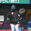 【日本ハム】新庄監督、連続スクイズ失敗に嘆き「カウント的にもやりやすい…決めて欲しかった」