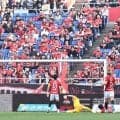 Ｊ１浦和泥沼７連敗　ホームのサポーターから激励拍手　ＧＫ西川「悪い流れを早く終わらせたい」