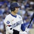 大谷翔平が３打席連続出塁　勝ち越し好機でストレートの四球→また鈴木誠也と爆笑やり取り　ド軍は打者一巡で一挙６点のビッグイニング