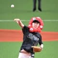 【オリックス】「ミャクひろし」こと大阪市観光局・溝端理事長が始球式「11連勝を締めに」