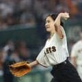 【巨人】サウスポー前田敦子が始球式　スタンドからは「あっちゃーん！」熱烈声援