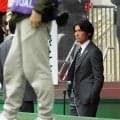 【浦和】田中達也暫定監督はスーツ姿で登場「エモすぎる」「イケてる」７連敗ストップへ川崎Ｆ戦