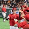 広島が逆転勝ち！坂倉が八回に値千金の３号３ラン　雄たけび喜び爆発に新井監督も大興奮