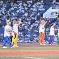 「カッコ良すぎて泣きました」ＺＯＺＯマリン降臨の５人組人気アイドルに騒然　見事なストライク投球に沸く「本当にやる男」