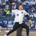 【ロッテ】「幕張の防波堤」小林雅英氏が始球式で球速108キロ！風速15メートル「懐かしい」