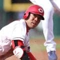 広島が先制の絶好機逃す　秋山のヘッドスライディングもわずかに及ばす　リクエストでも判定覆らず場内ため息