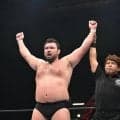【新日本】ウルフアロンが170キロのファレをマットにたたきつけ、1000万円支払い回避