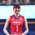 【中日】バレーボール女子日本代表NECレッドロケッツ川崎の山田二千華が始球式でノーバン投球