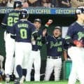 ヤクルト２９年ぶり両リーグ２０勝一番乗り　高卒３年目・鈴木叶がプロ１号　池山監督「うまく仕事してくれた」首位阪神に０差再接近  