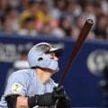 阪神　前川が今季１号ソロ　金丸のカーブを捉えて右中間ウイングへ着弾