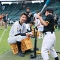 【阪神】野球は楽しいよ　子どもたちが甲子園で野球を体験　掛布雅之OB会長、鳥谷敬氏ら参加
