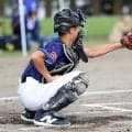 小学生捕手に多い「非合理的な構え」　専門家が指摘…見落としがちな“右手の位置”