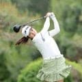 大久保柚季が単独首位浮上　荒木優奈、韓国のオ・スミンが２差２位　４９歳不動裕理は大会最年長予選突破