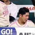 鷹・近藤健介、急逝した兄に捧げる8号　グラウンドで涙…天を見上げ「みてくれてると思う」