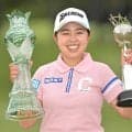 【母の日の伝説】山下美夢有が２１世紀生まれ選手最初の国内メジャー制覇「目の前で優勝することができて本当に良かった」