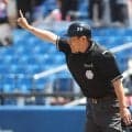 プロアマの垣根なく「29」　頭部負傷で入院中のNPB川上審判員の回復願う