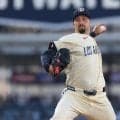 ドジャース・スネルが復帰登板で好投ならず　3回5失点で降板　ロバーツ監督と話し込む