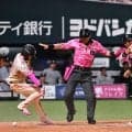 周東佑京が単独本盗 公式戦29年ぶり
