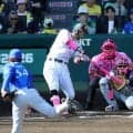 阪神　佐藤輝セ一番乗り２桁１０号　新人から６年連続到達　解説「あれをホームランに。違う角度を持っている」３６試合目で到達→昨季は２７試合目