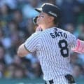 佐藤輝明、リーグ単独トップ10号　セ最速で2桁HR到達…“先っぽ”で121メートル豪快弾
