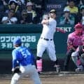 【阪神】佐藤輝明「母の日男」発揮　６回にピンクバットで今季10号ソロ　６年連続の２桁本塁打