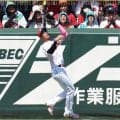 途中交代の広島・秋山は下半身のコンディション不良　新井監督が明言　「１番・左翼」で先発出場も三回の守備から退く
