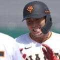 「めちゃくちゃいいスイングしとる」巨人・浅野２軍で完璧１号＆直近５試合で打率４割超　１軍外野はキャベッジ以外固定できず→高卒４年目ドラ１に「魅力的」