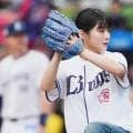 黒髪美女が「ドッキドキでした」　豪快投球で話題の23歳、ユニ姿で明かした胸の内
