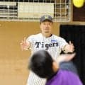 阪神・秋山拓巳ＢＡ　子供たちの「野球をやりたい」の声が「一番うれしい言葉」　富山市内の支援学校を訪問