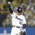 ヤクルト逆転で首位再浮上　八回ドラ６石井巧のプロ初安打が同点打→決勝点は押し出し死球で連敗ストップ　先発の山野は阪神・高橋と互角の投げ合い