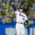 【ヤクルト】ドラ６石井巧のプロ初安打は同点適時打　「粘り強く打ってくれた」池山監督も絶賛