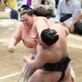 大関・琴桜が２連勝　圧力ある立ち合いで義ノ富士の良さ消した　横綱につながる相撲だ...元大関・琴風の目